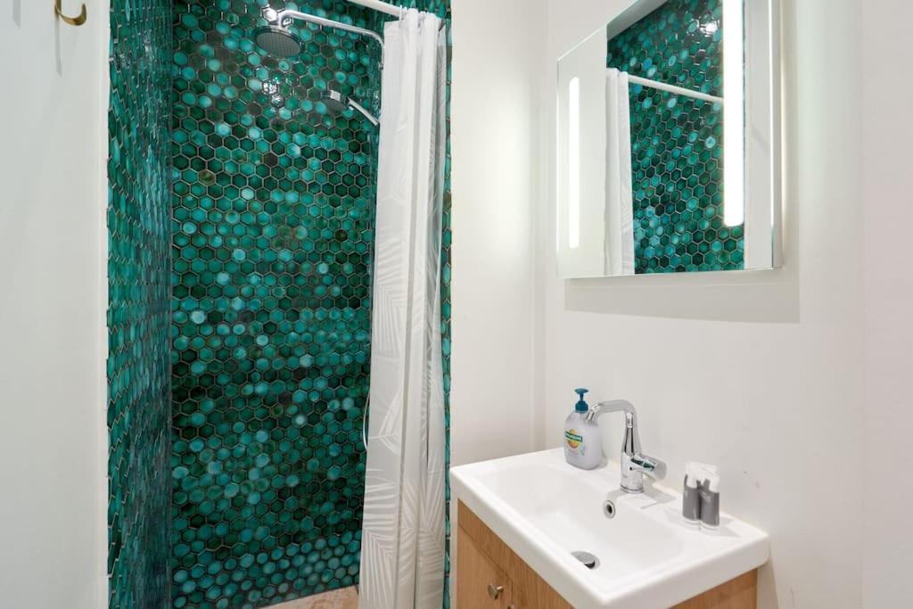 Spacious 3 Bedroom Manor Flat Next To Tivoli Copenhague Extérieur photo