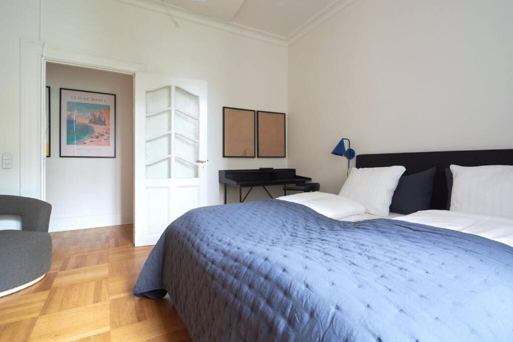 Spacious 3 Bedroom Manor Flat Next To Tivoli Copenhague Extérieur photo